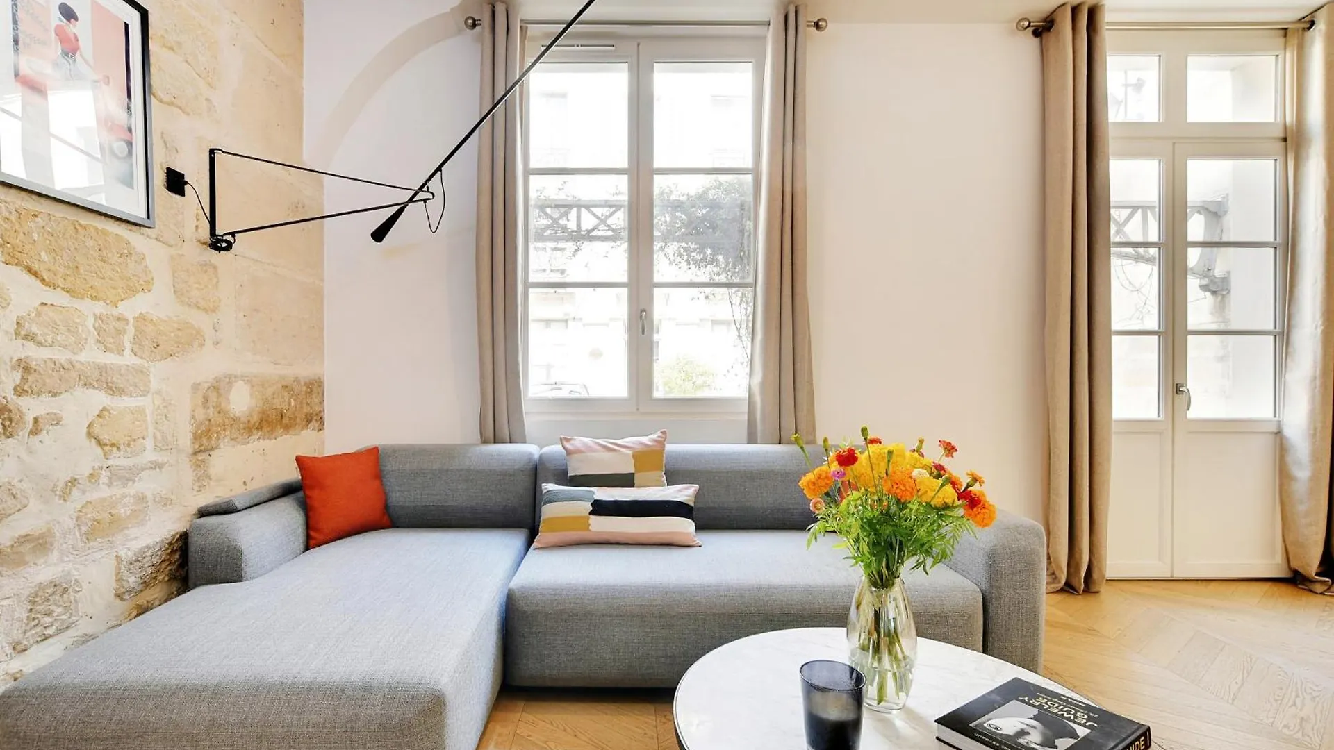 Sereners - Charming Serviced Apartments - Place Des Vosges Paris