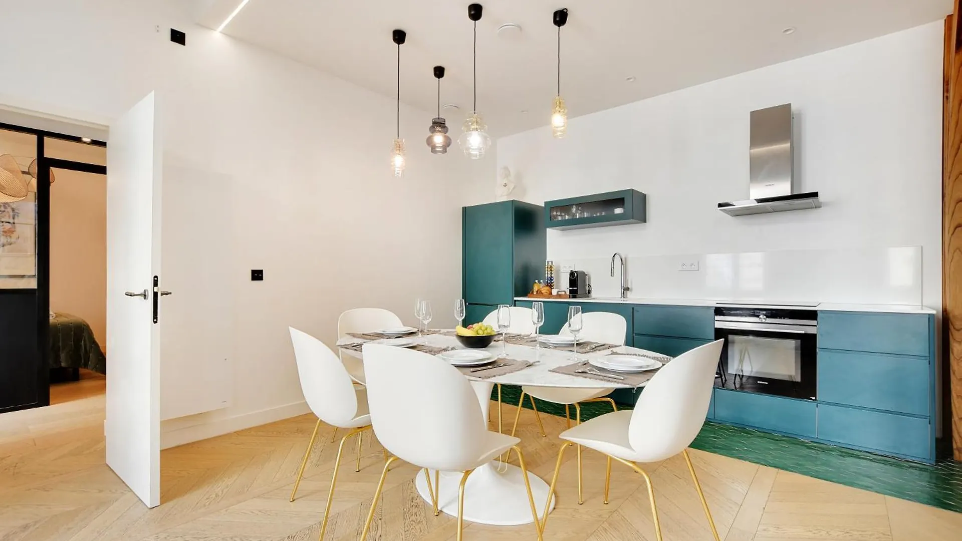 Sereners - Charming Serviced Apartments - Place Des Vosges Paris