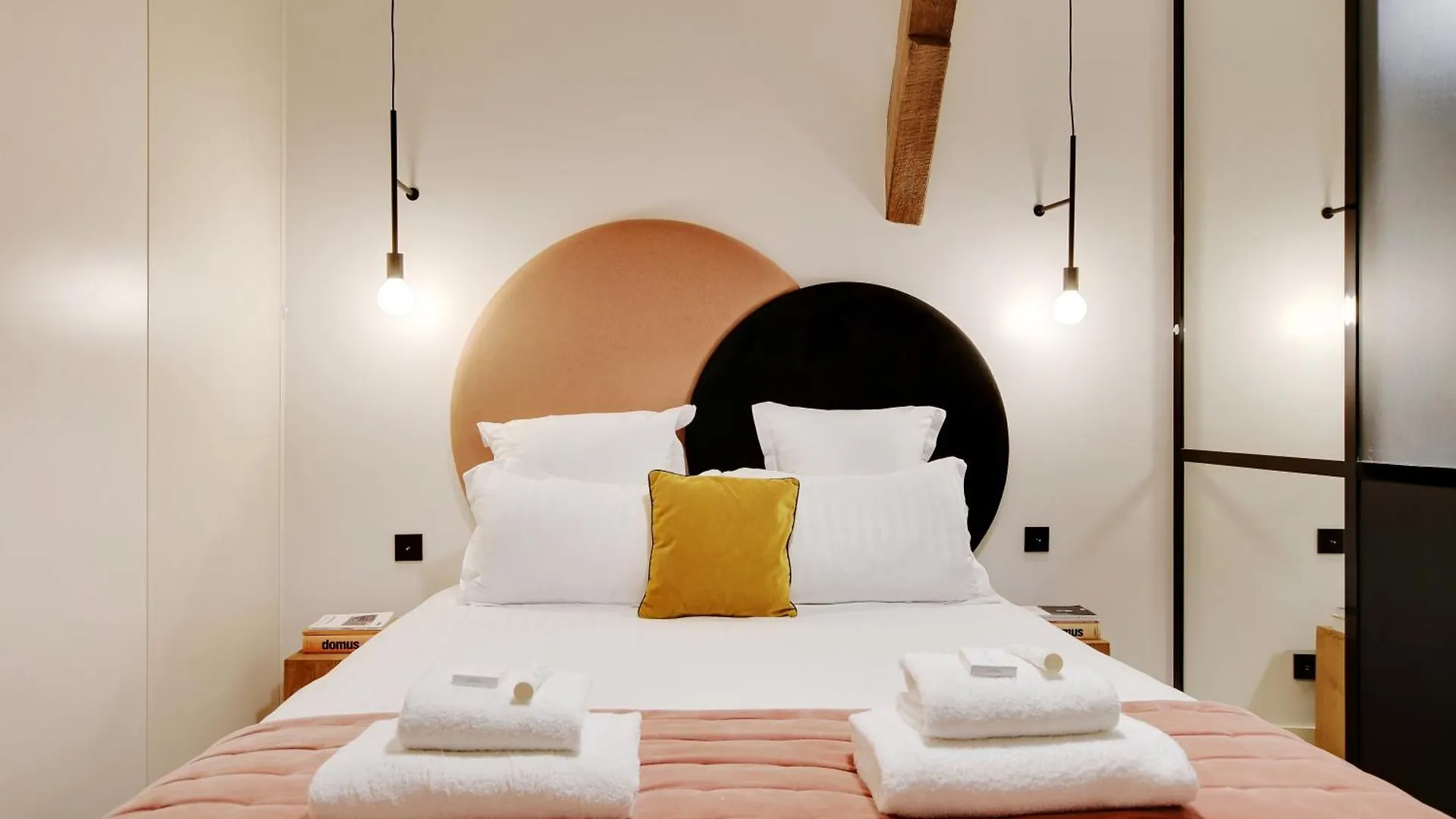 Sereners - Charming Serviced Apartments - Place Des Vosges Paris